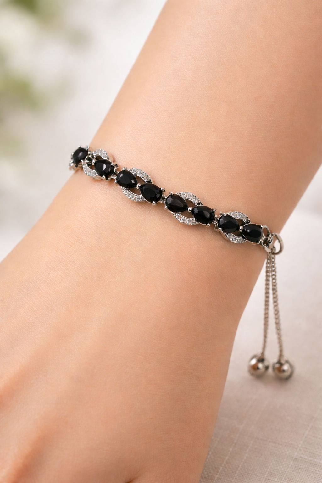 🖤 Adjustable black stone bracelet 🖤